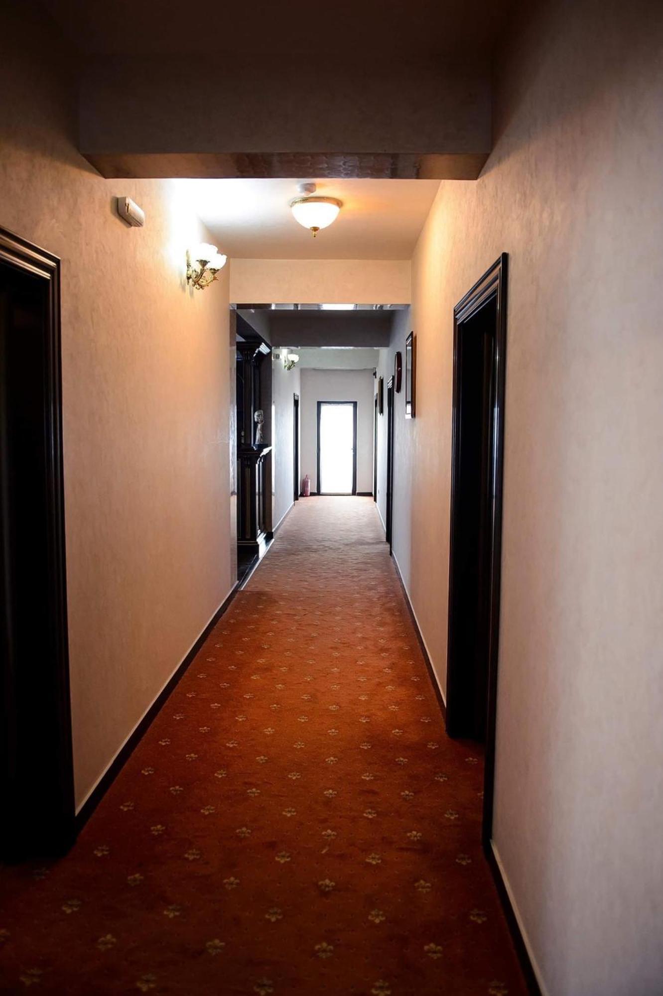 Hotel Bacsoridana Tecuci Экстерьер фото