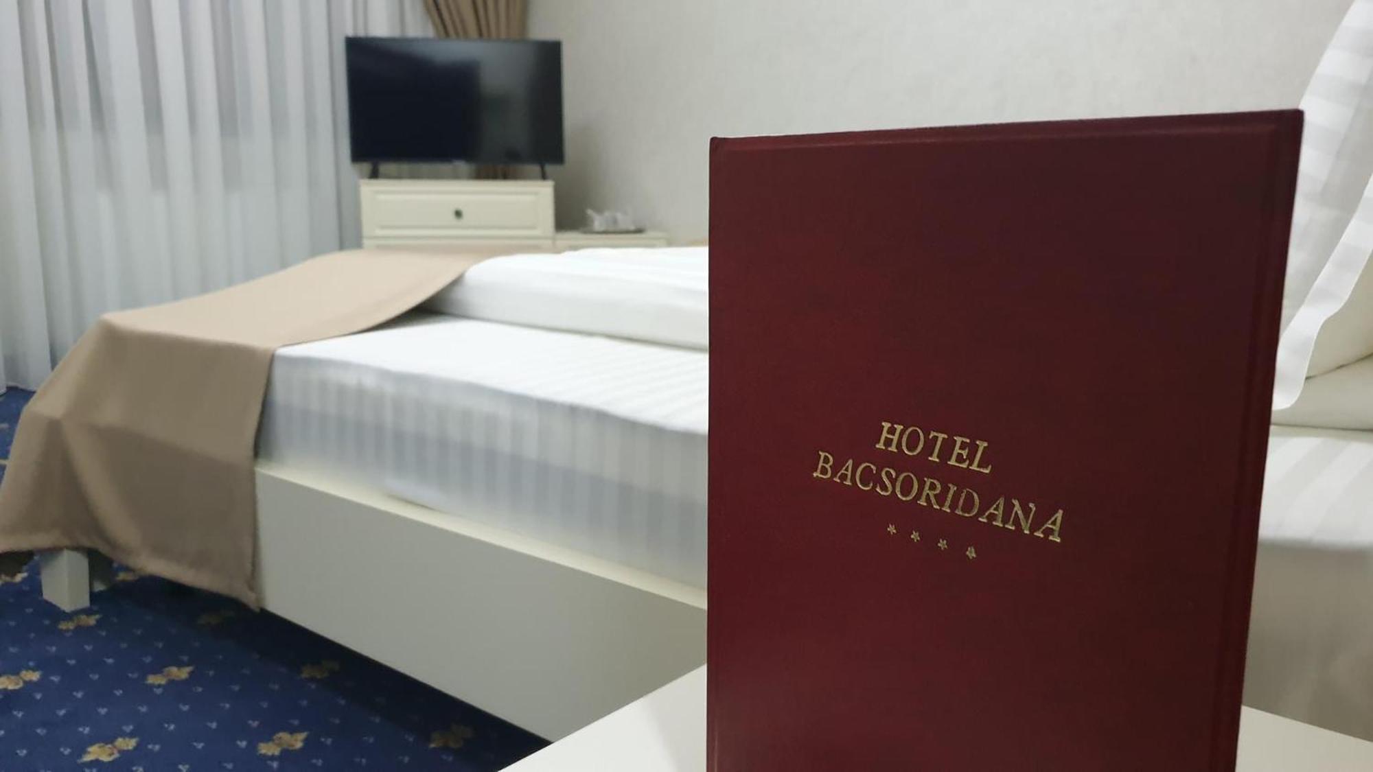 Hotel Bacsoridana Tecuci Экстерьер фото