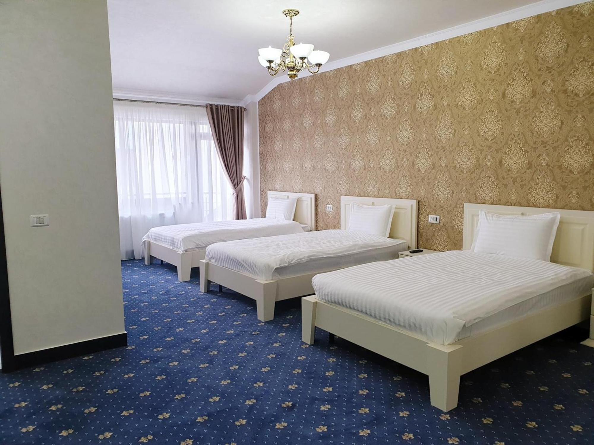 Hotel Bacsoridana Tecuci Экстерьер фото
