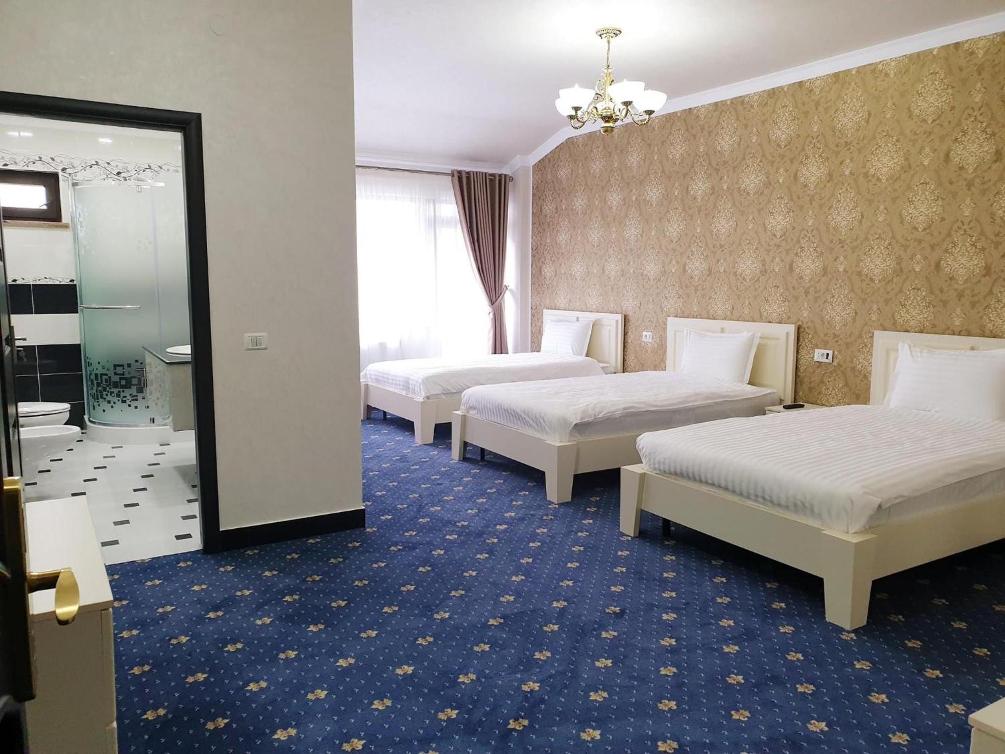 Hotel Bacsoridana Tecuci Экстерьер фото